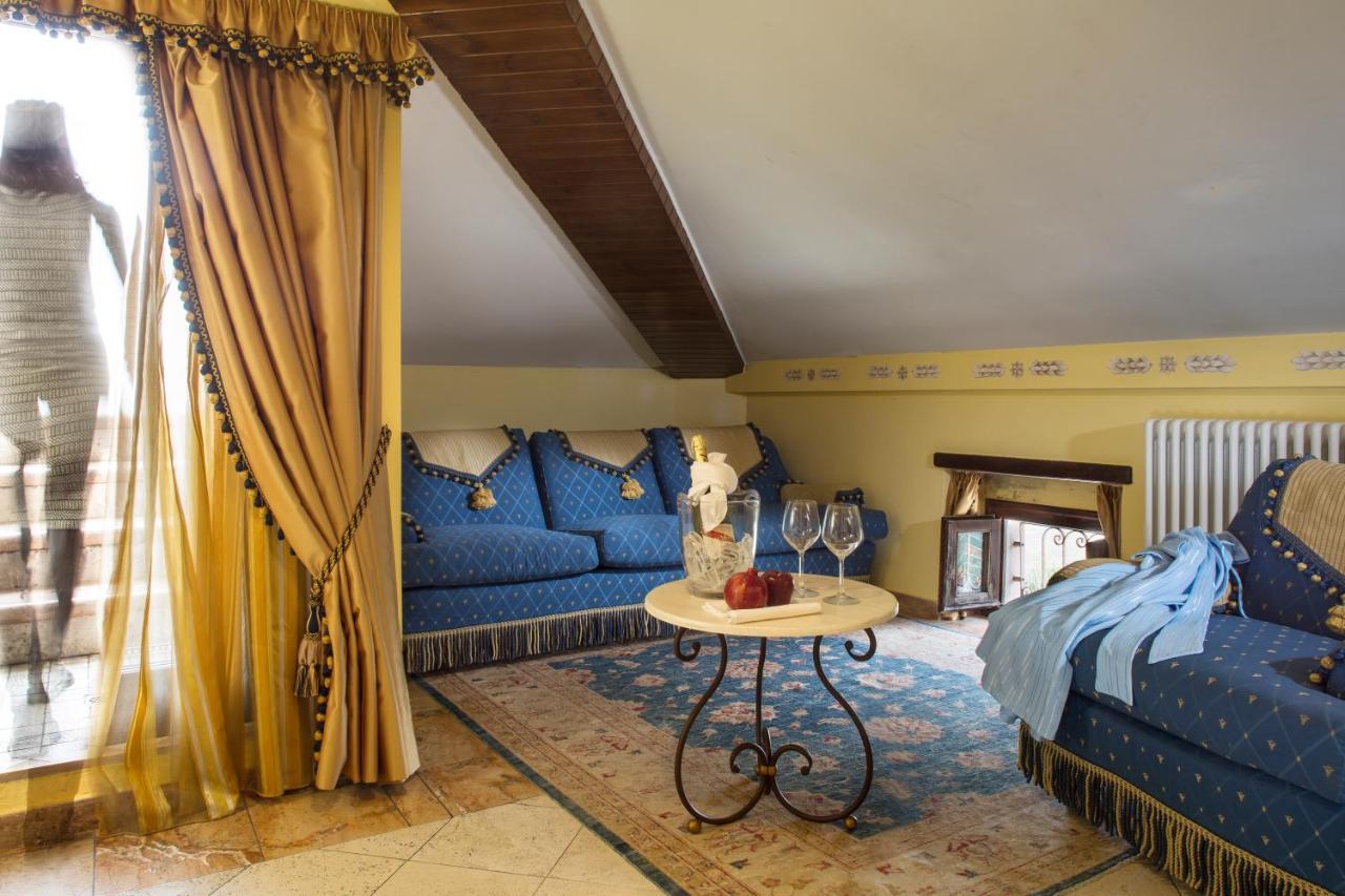 Unica Assisi Agri-Charming House Panzió Kültér fotó